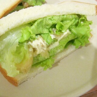 レタスと和風マヨソースの簡単サンドイッチ